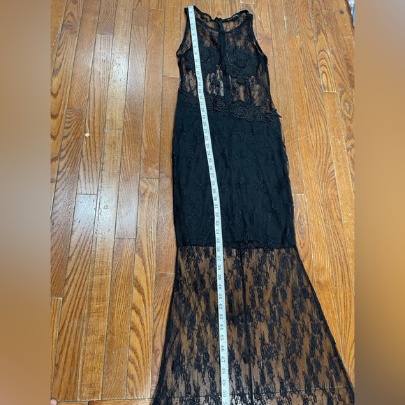 Symphony Black Lace Dress - Picture 6 of 15